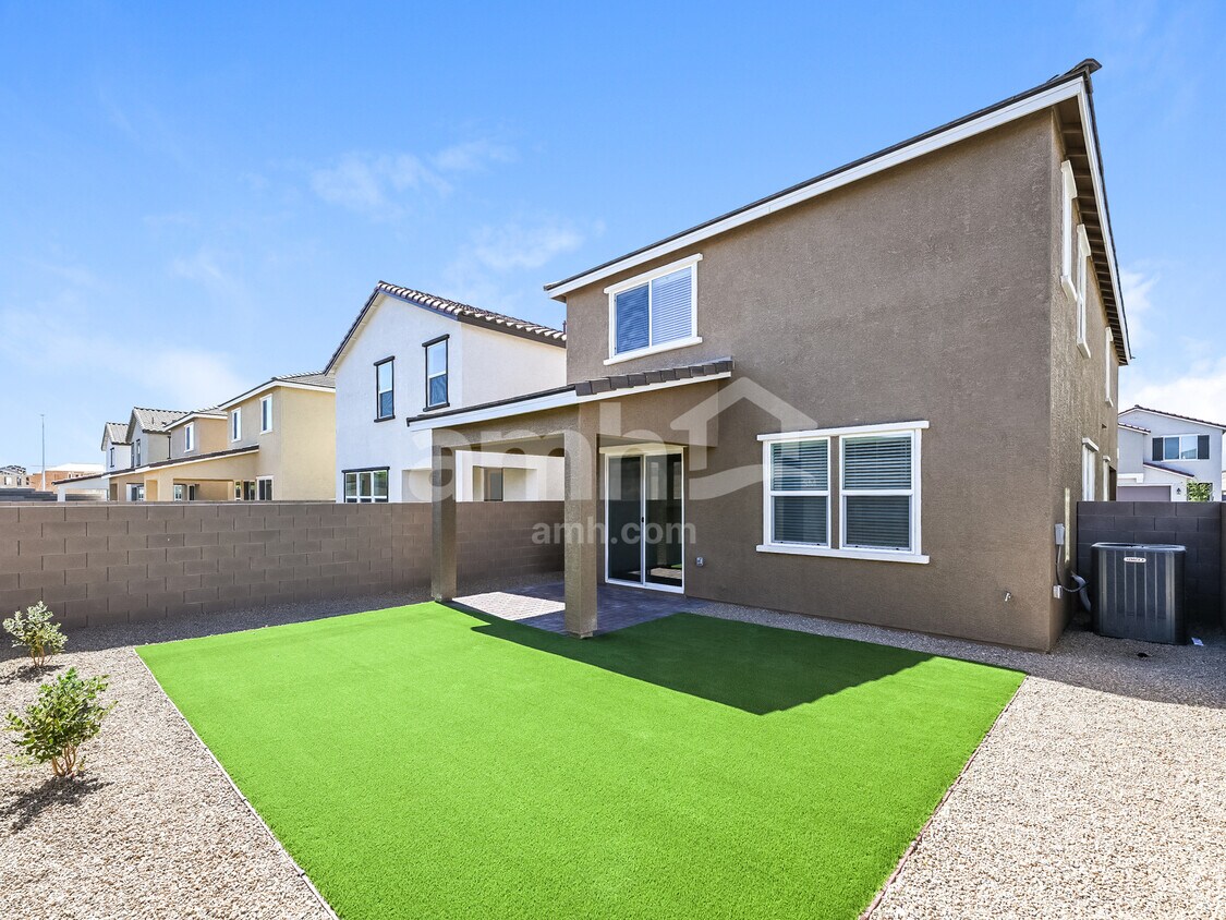 Building Photo - 7285 Arroyo Crossing Pkwy
