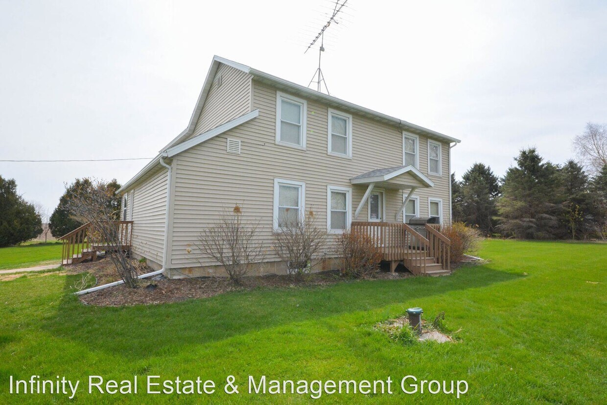 Primary Photo - 2 br, 1 bath House - 1910 Hwy 42 North
