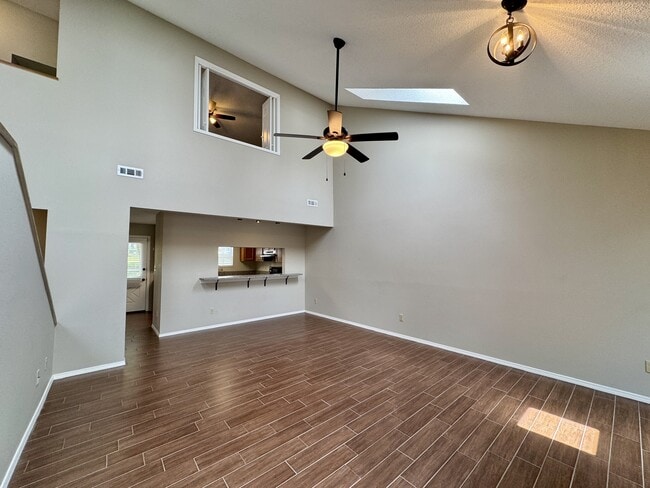 Building Photo - 205 Chota View Cir