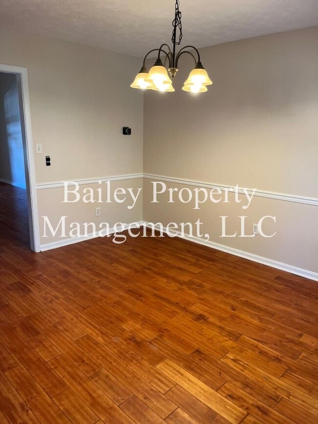 Foto del edificio - 5117 Rising Oak Ct