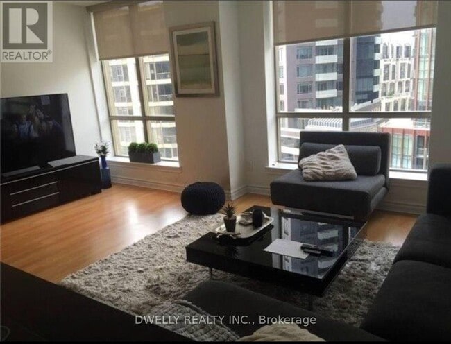 Photo du bâtiment - 40 Scollard St