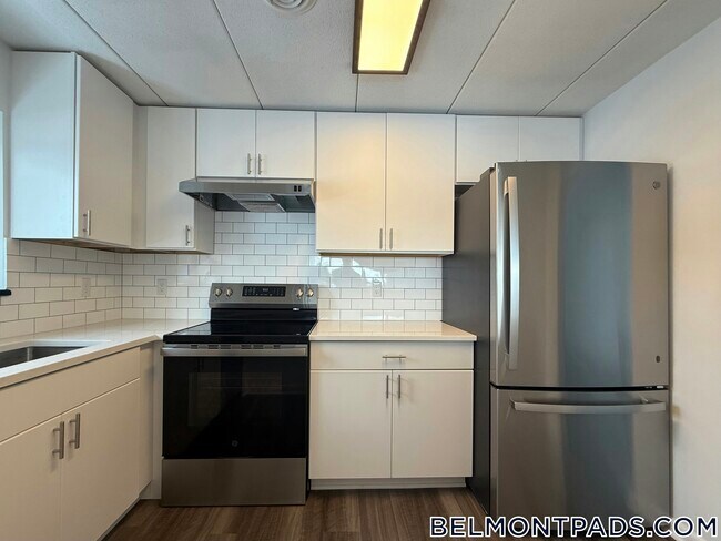 Foto del edificio - 55 Hill Rd
