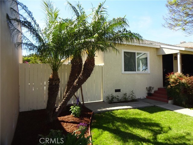 Primary Photo - 3607 Cherry Ave