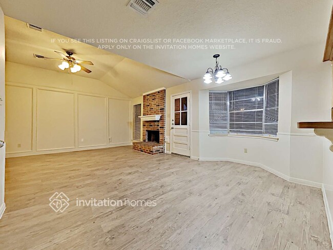 Foto del edificio - 15715 Firthridge Ct