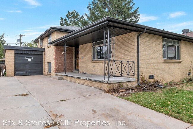 Building Photo - 4 br, 2 bath House - 2348 Oswego St