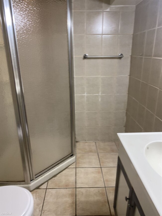 Foto del edificio - 3 br, 2 bath House - 29825 Schoenherr Rd 2...