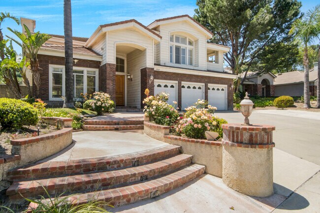Foto del edificio - 11925 Wood Ranch Rd