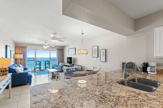 Building Photo - 780 Sundial Ct