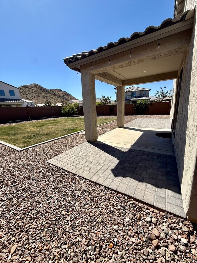 Foto del edificio - BEAUTIFUL Home in San Tan Valley with Mountain View’s! A Must See!