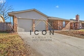 Foto principal - 1038 S Highland Dr