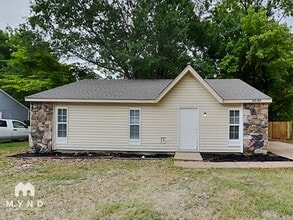 Building Photo - 4040 Lehi Dr