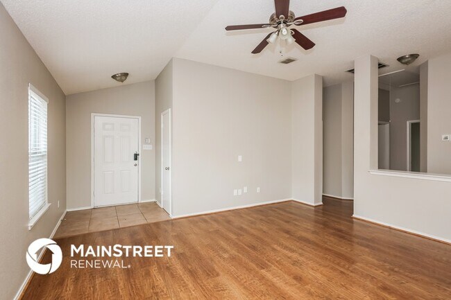 Foto del edificio - 4701 Sea Ridge Dr
