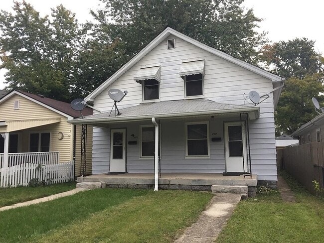 Photo - 411 N Centennial St Apartment