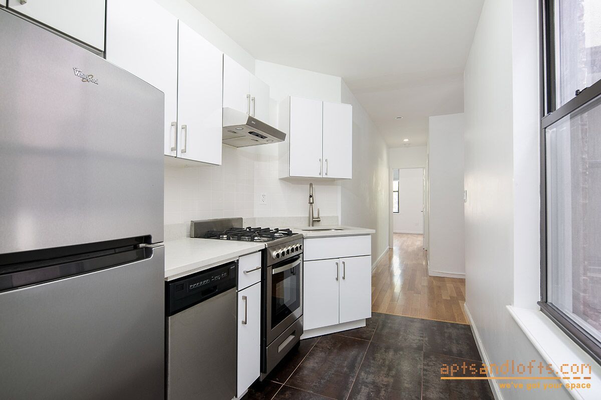 Primary Photo - 3238 48th St