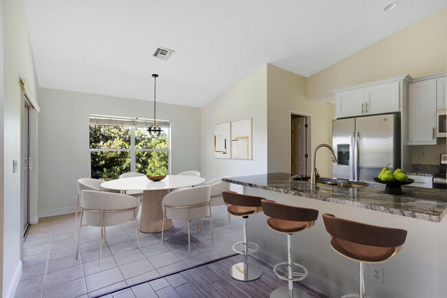 Foto del edificio - 2652 SW 29th Ave