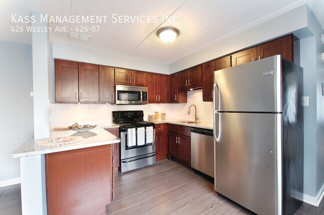Foto del edificio - 426 Wesley Ave