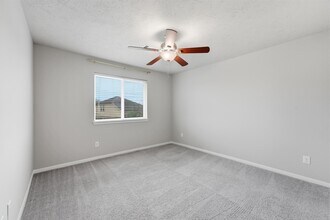 Building Photo - 11747 Red Hummingbird Dr