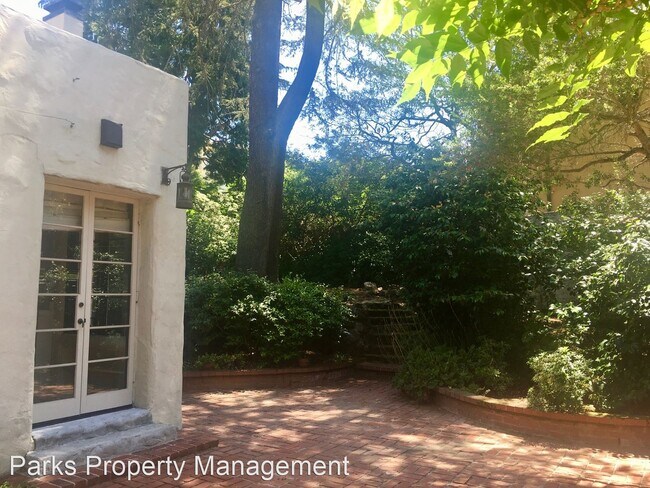 Foto del edificio - 4 br, 3 bath House - 90 Hazel Ln.