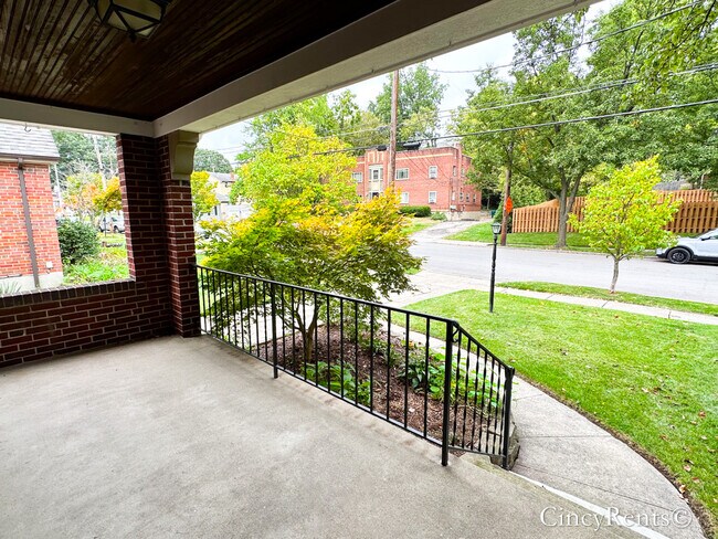 Foto del edificio - 4117 Paxton Ave