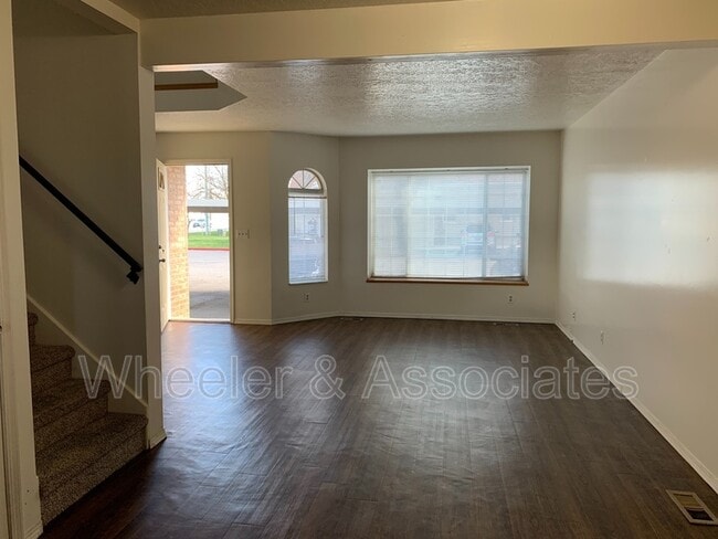 Building Photo - 1045 S 1200 W