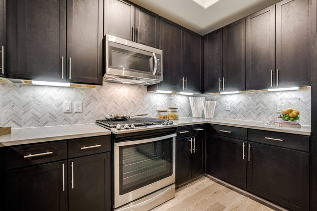Foto del edificio - 1 Bedroom, 1 Chill Vibe, 1 Apartment
