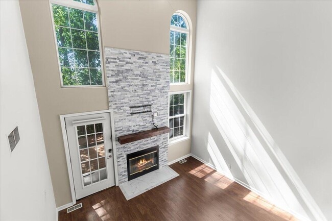 Foto del edificio - 41784 Glade Rd