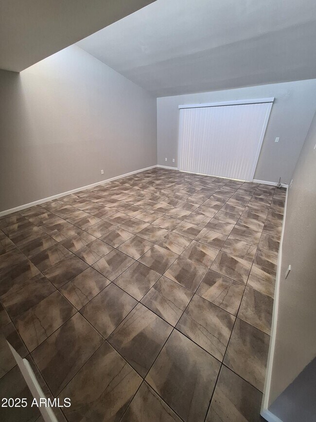 Foto del edificio - 2940 N 38th St