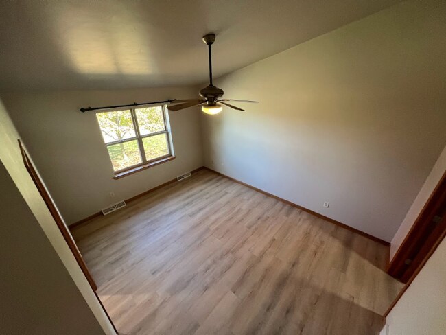 Building Photo - 1237 Trailside Terrace