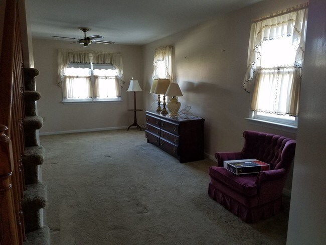 Foto del edificio - 195 Bethesda Church Rd W