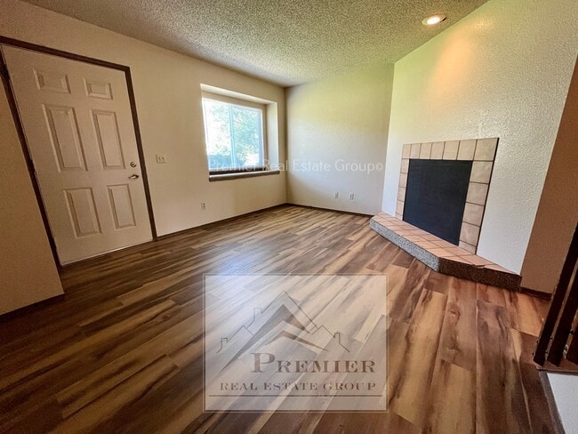 Building Photo - 2158 Baltimore Cir