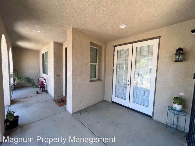 Building Photo - 5 br, 4.5 bath House - 23641 Applewood Pl