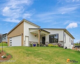 Building Photo - 5466 Sandhill Lp