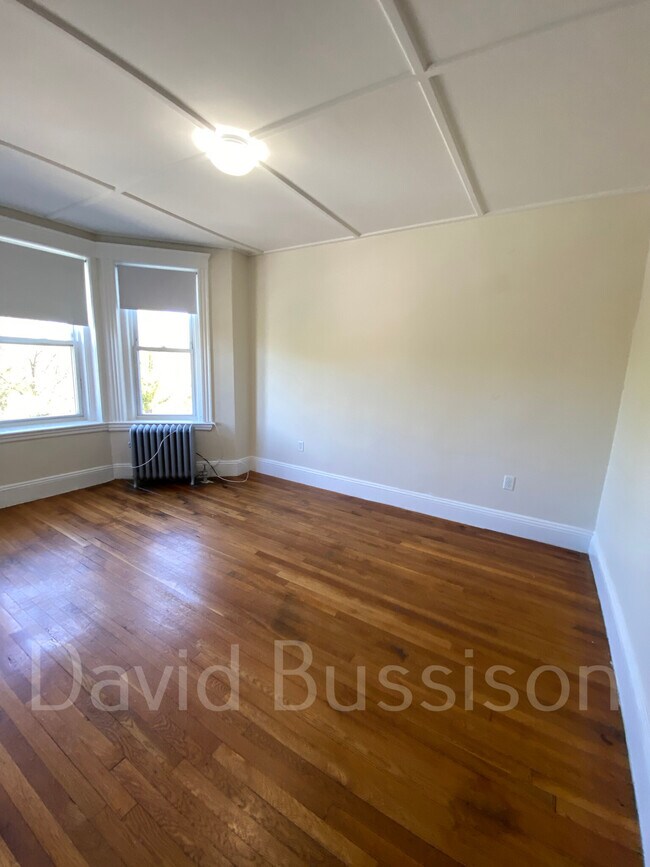Building Photo - 1191 Boylston St
