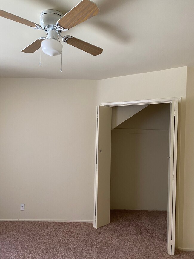 Master bedroom - 4532 W 173rd St