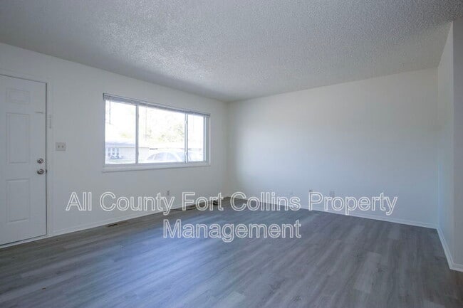 Foto del edificio - 1718 Larch St