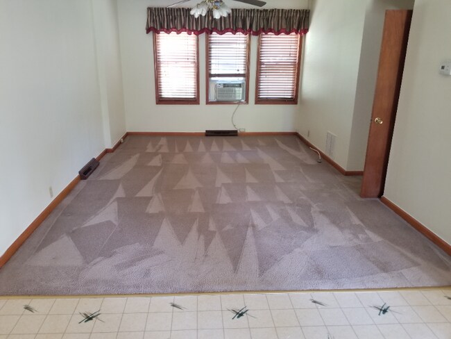 Building Photo - 507 Wilbur Ave