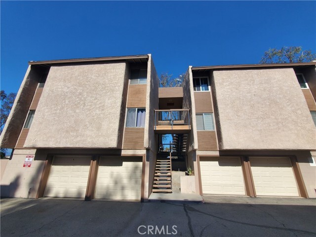 Primary Photo - 1525 Walnut Leaf Dr