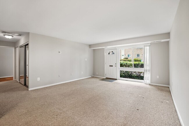 Building Photo - A GEM NESTLED IN THE HEART OF KENSINGTON!