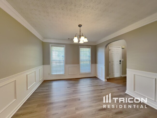 Building Photo - 3792 Fryeburg Pl