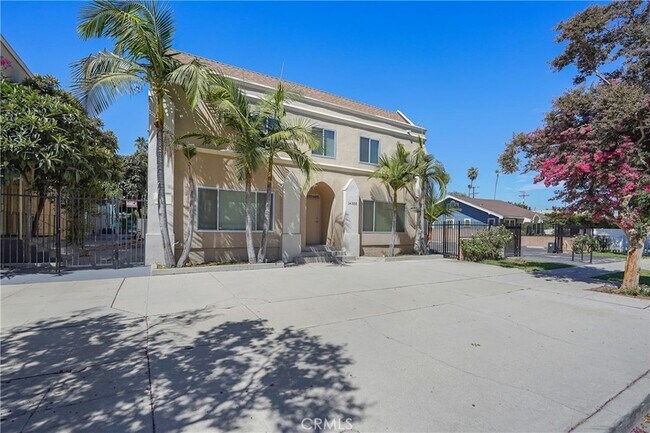 Foto del edificio - 14335 Hamlin St