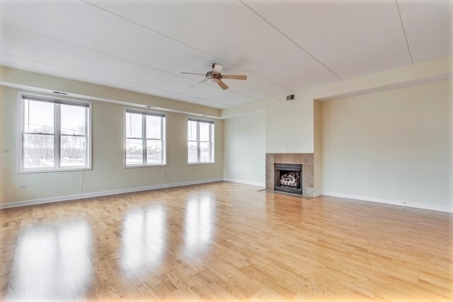 Building Photo - 2602 W Diversey Ave