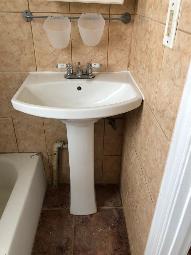 Foto del edificio - 45 Todd Pl NE