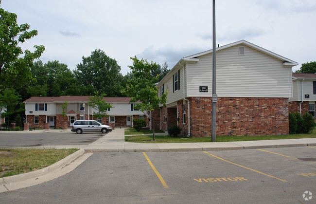 Foto del edificio - Hildebrandt Park Apartments