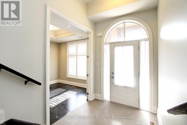 Building Photo - 486 Hidden Trail