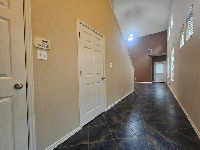 Building Photo - 10028 Milla Cir