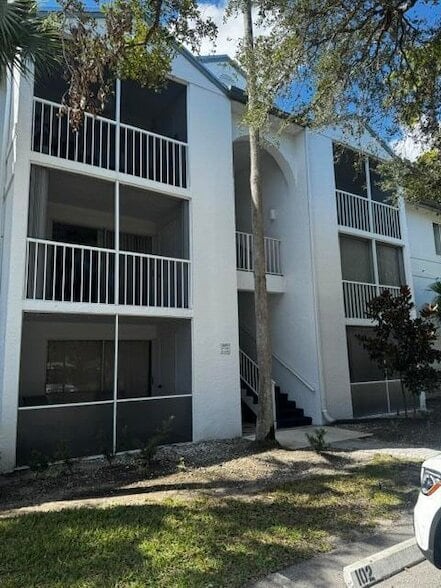 Building Photo - 2502 SE Anchorage Cove