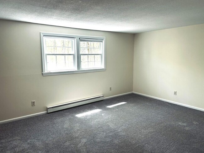 Building Photo - 15B Deerwood