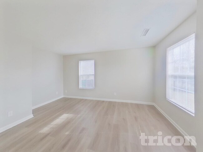 Foto del edificio - 8638 Panglemont Drive