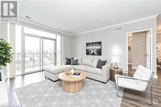 Building Photo - 255 Keats Way