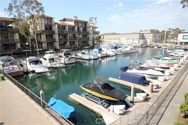 Primary Photo - 6221 Marina Pacifica Dr N